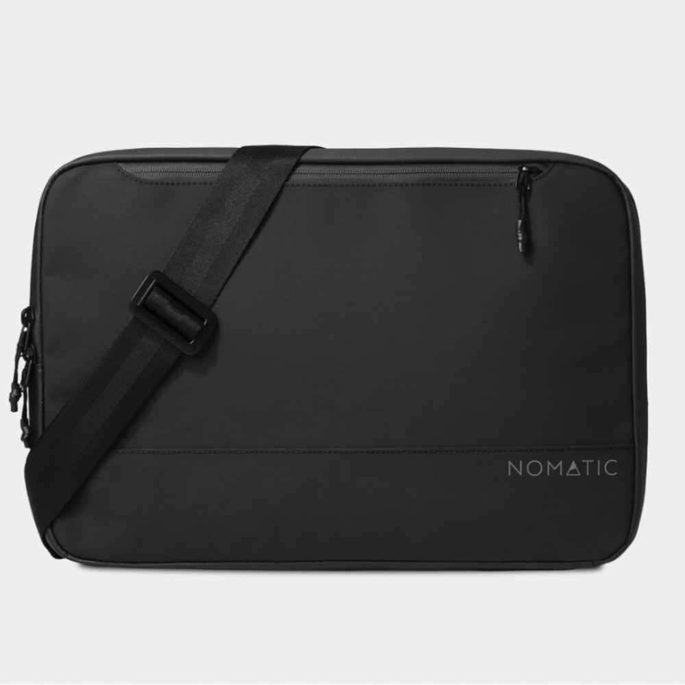 New without tags Nomatic Tech Bag